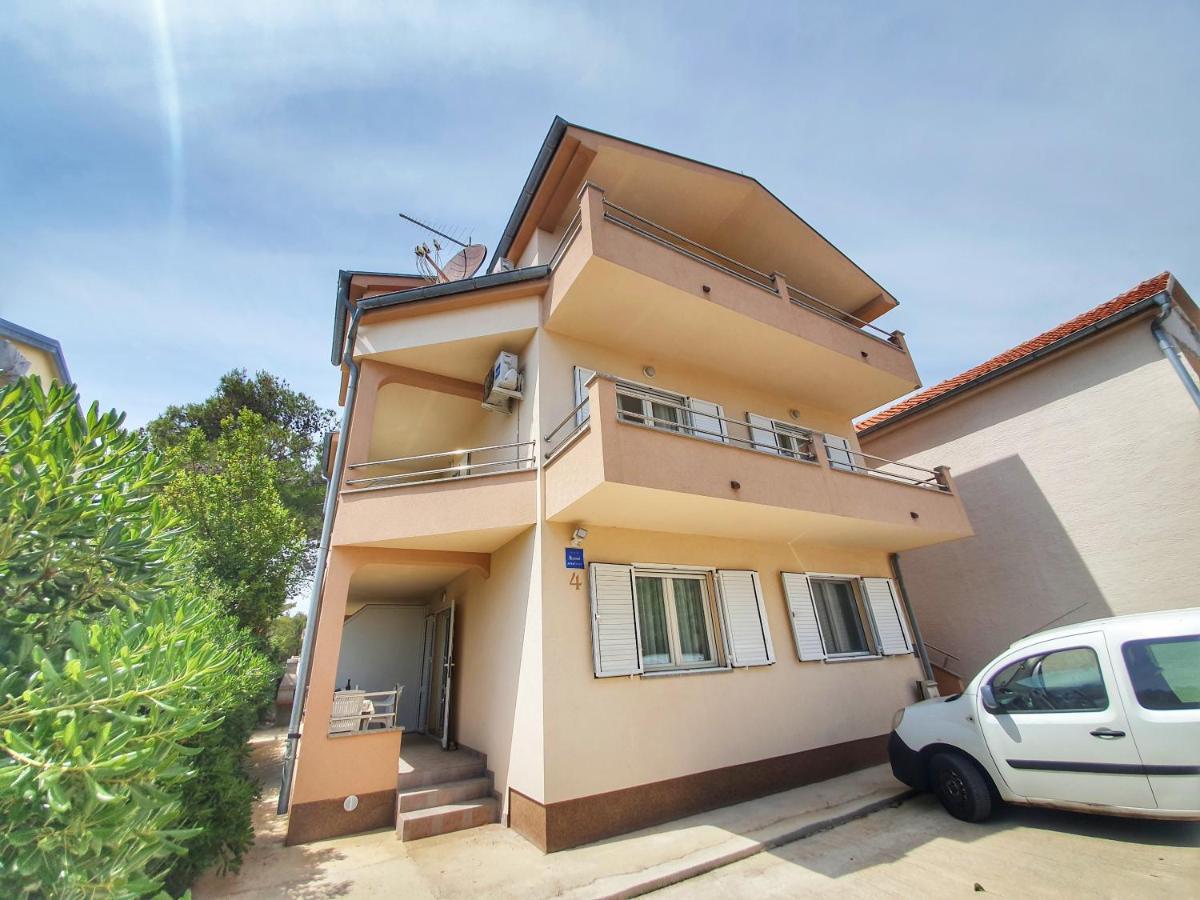 Apartmani Steli 비르 외부 사진
