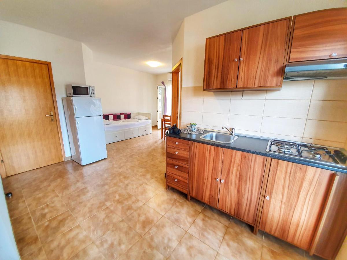 Apartmani Steli 비르 외부 사진