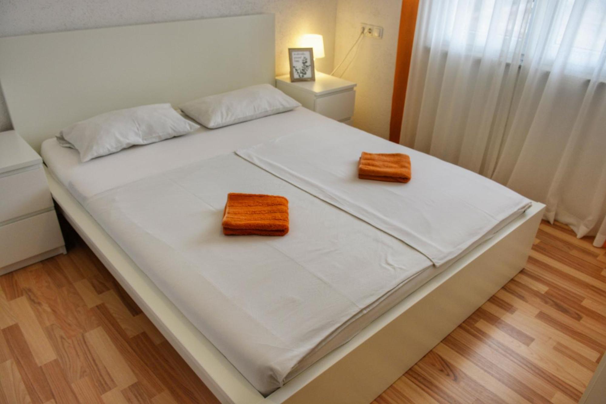 Apartmani Steli 비르 객실 사진